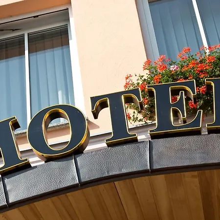 Fuer Dich 2* Waren (Mueritz)