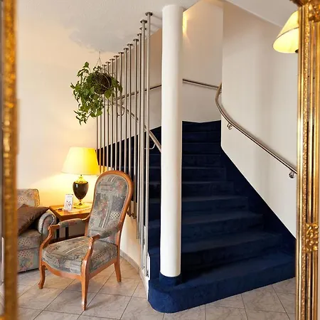 Fuer Dich 2* Waren (Mueritz)